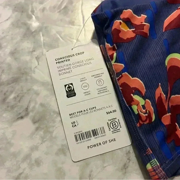 NWT Women’s Athleta Conscious Purple Floral Crop Top Size Small - Picture 3 of 5